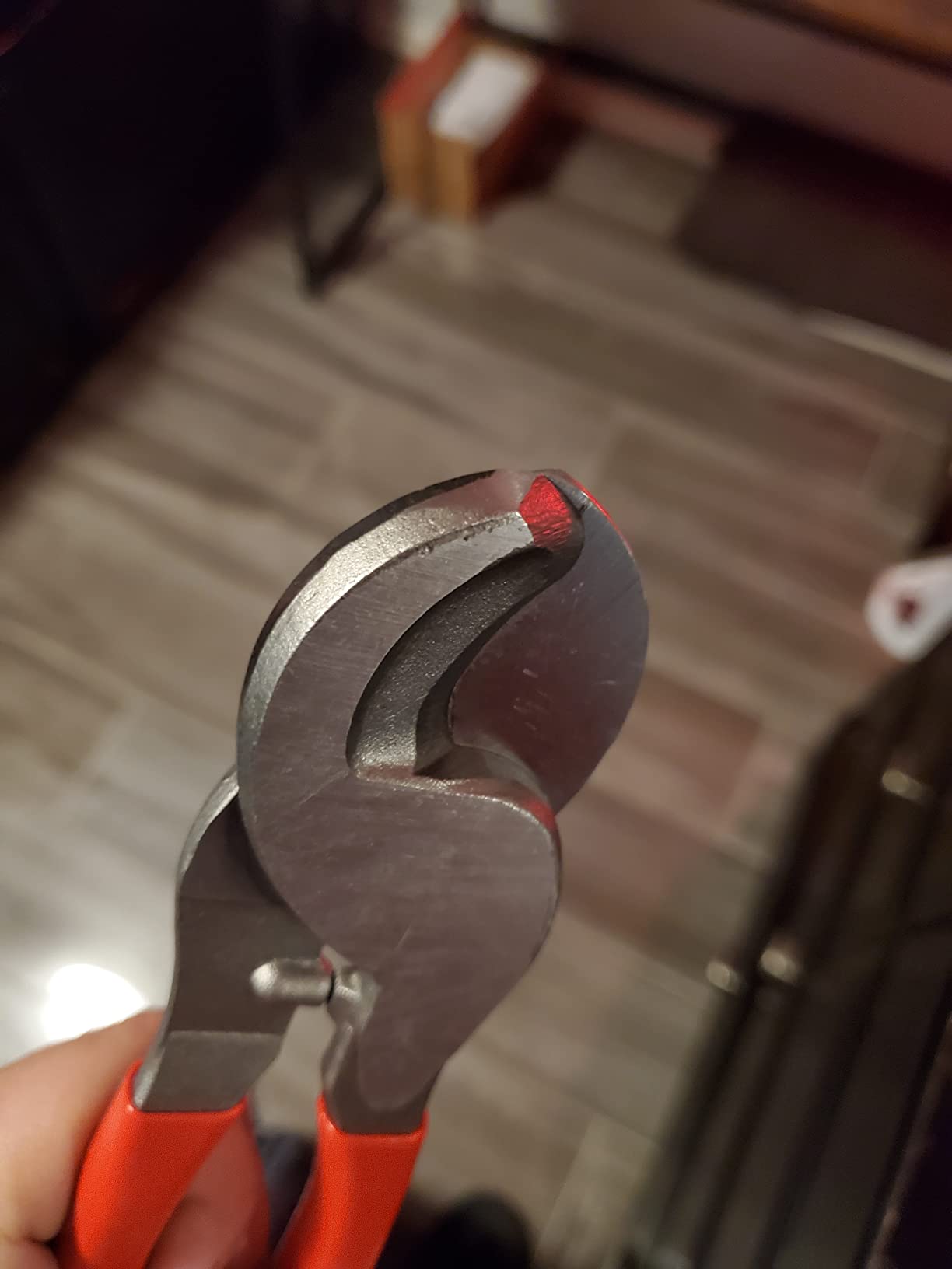 Klein Tools 63050 Cable Cutter, Made in USA, Heavy Duty Cutter for Aluminum, Copper, and Communications Cable customer photo 1