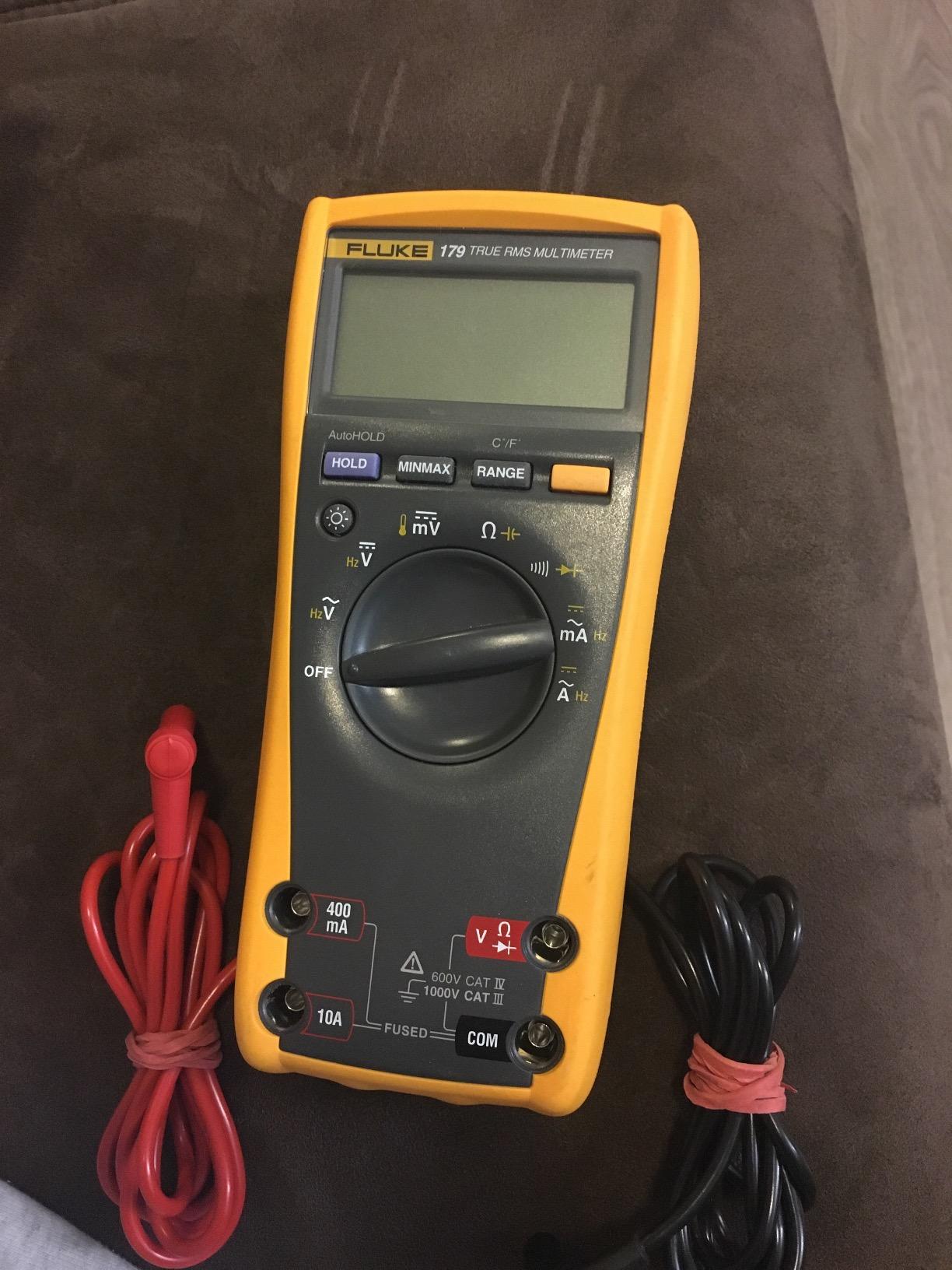 Fluke 179 Multimeter with Backlight, Includes Built-In Thermometer to Measure Temperature, Measures True-RMS AC Current and Voltage, Frequency, Capacitance, Resistance, Continuity and Diode customer photo 1