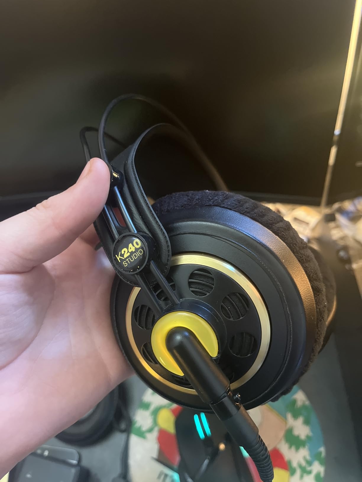 AKG K240STUDIO Semi-Open Studio Headphones customer photo 2