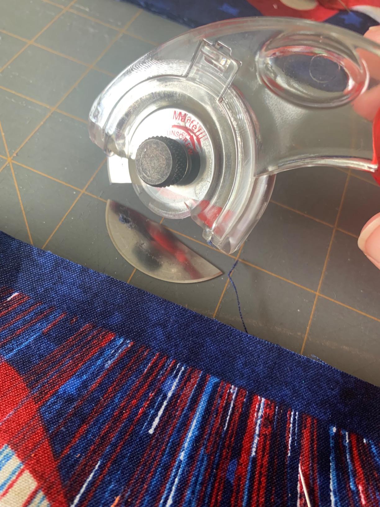Martelli Right Handed 45mm Ergonomic Fabric Rotary Cutter - sewing quilting fashion design - blade cover for safe pain free fabric cutting - great if you have arthritis or carpal tunnel customer photo 2