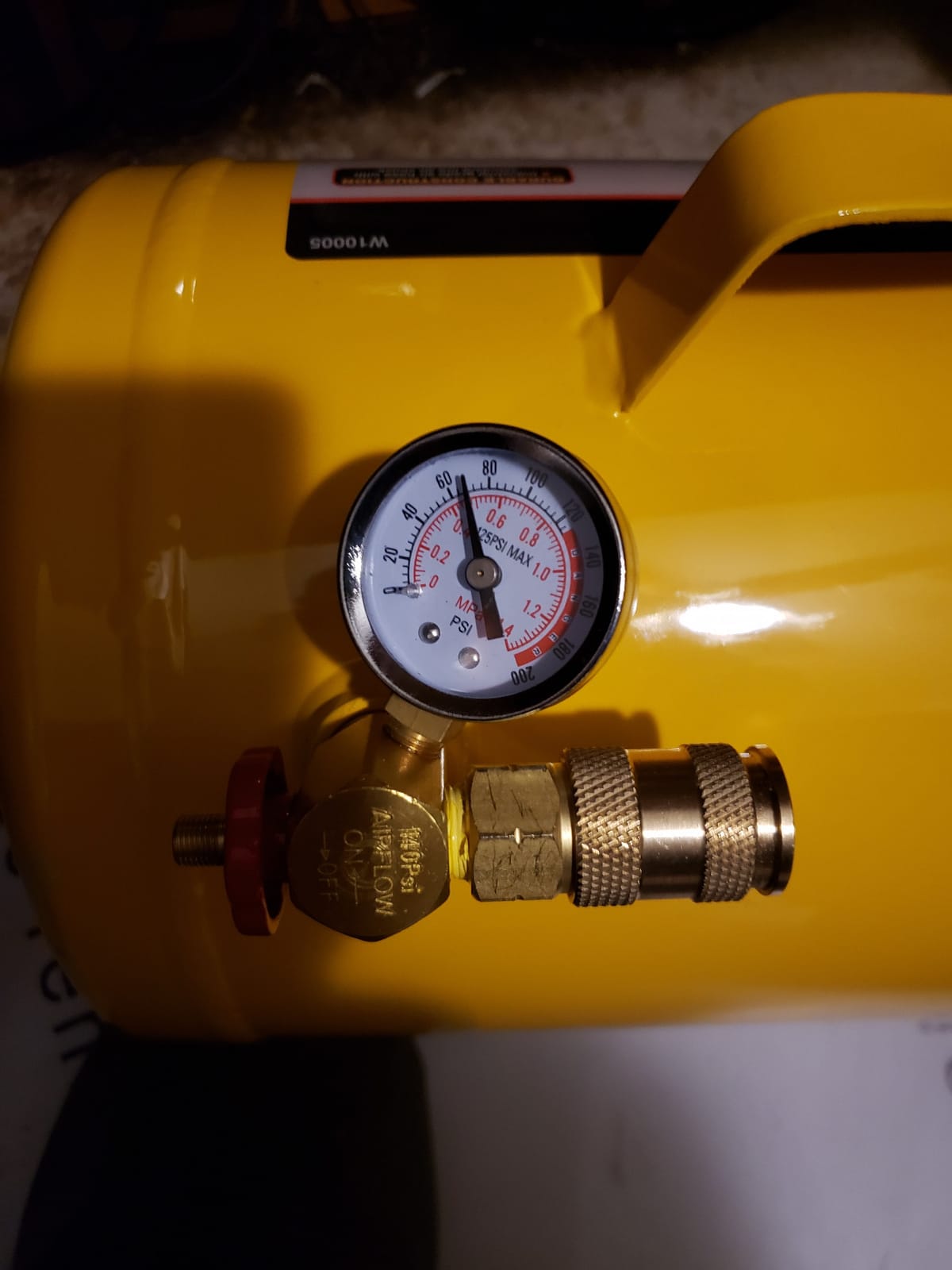 Performance Tool W10005 5-Gallon Portable Horizontal Air Tank | 125 PSI max. Industrial grade hose with tire chuck, safety bypass valve, and on/off dial customer photo 2