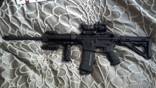 Trijicon Acog 4 X 32 Scope Dual Illuminated Chevron .223 Ballistic Reticle, Black customer photo 1