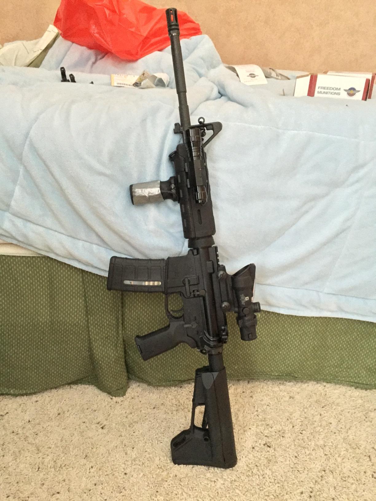 Trijicon Acog 4 X 32 Scope Dual Illuminated Chevron .223 Ballistic Reticle, Black customer photo 2