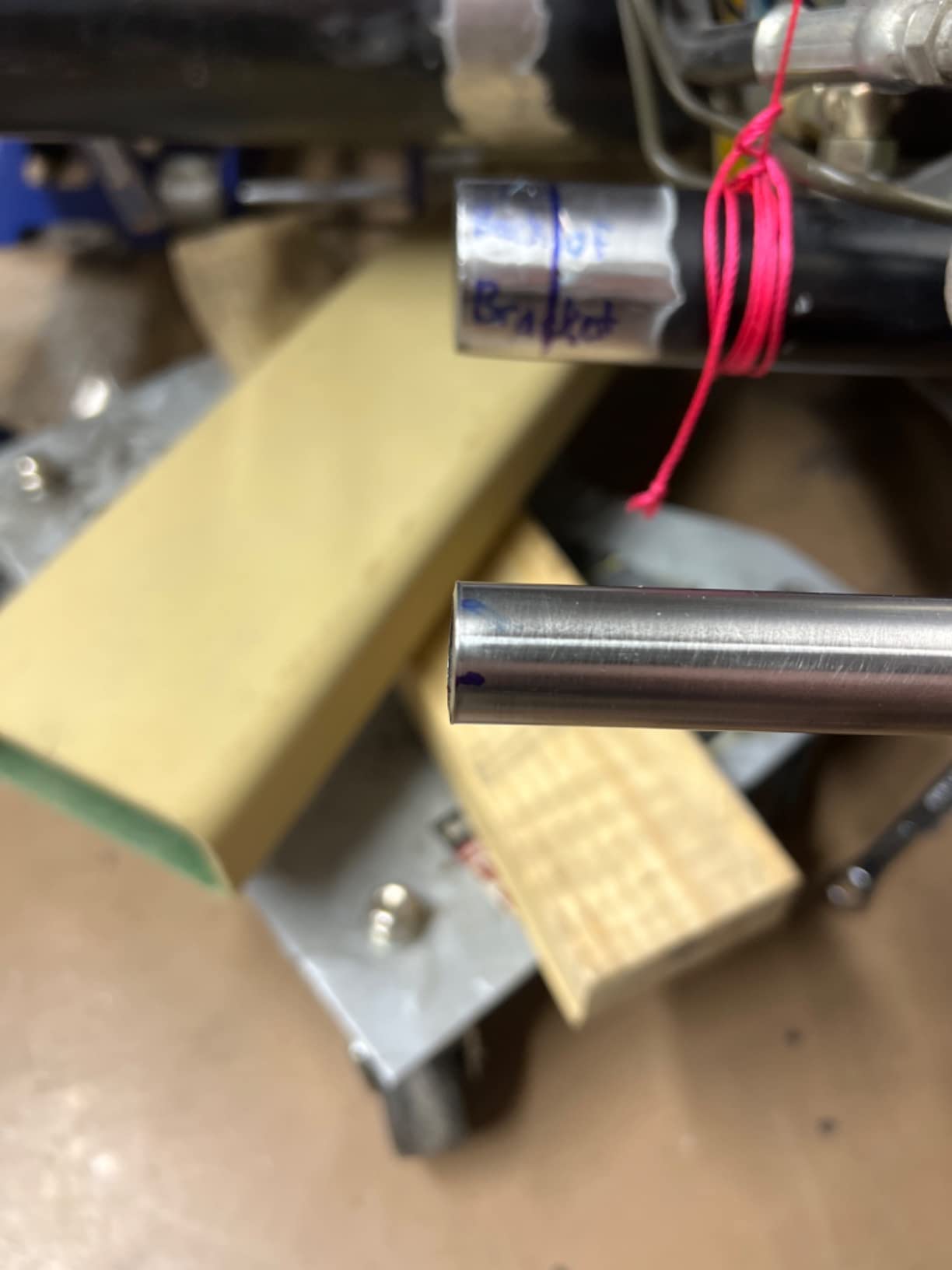 RIDGID 32985 Model 104 Close Quarters Tubing Cutter, 3/16-inch to 15/16-inch Tube Cutter customer photo 2