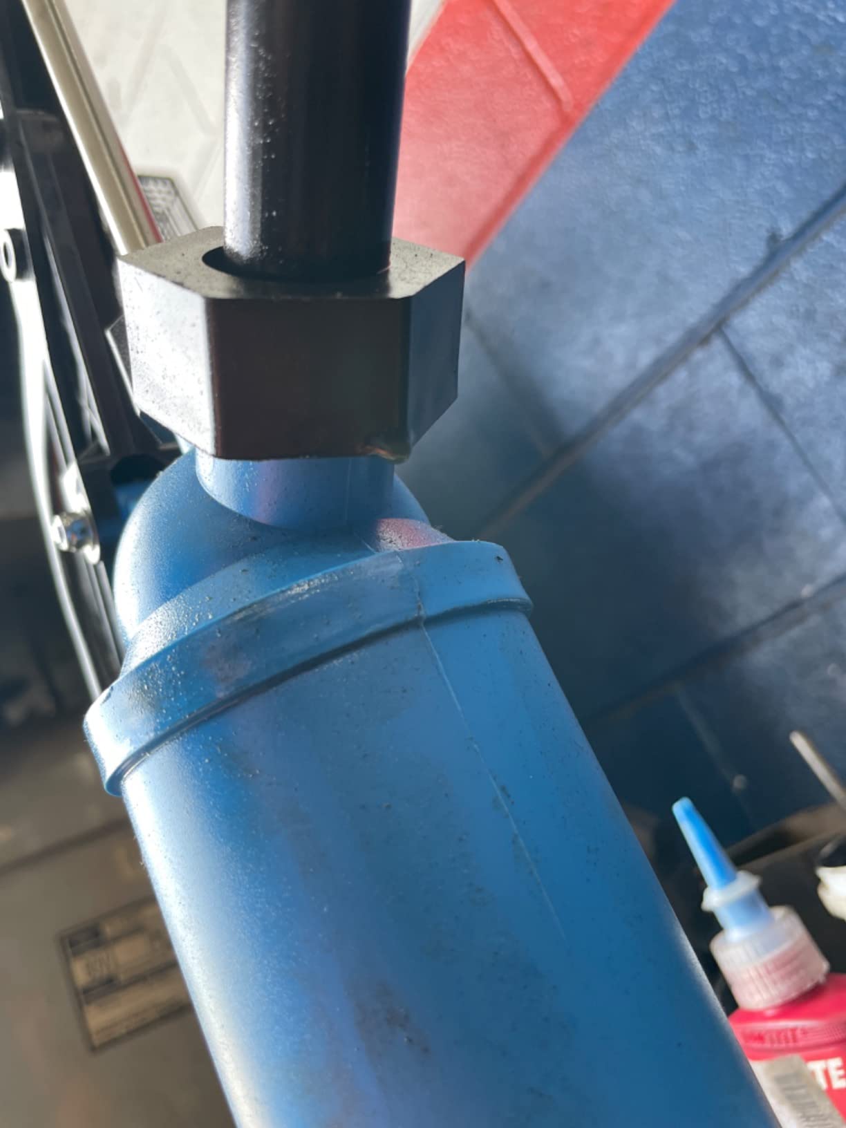 Performance Tool W54268 Blue General Purpose Lever Action Barrel Drum Pump - Fits 5 to 55 Gallon Drums customer photo 2