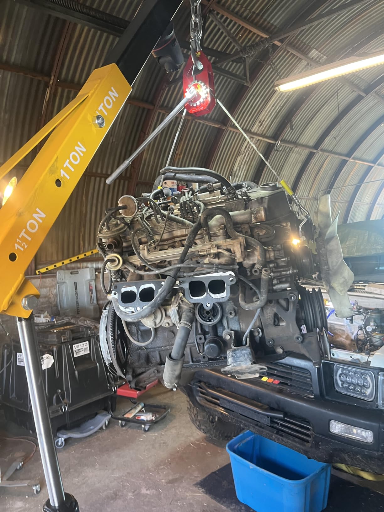 Engine Leveler | Original Chainless Hoist Sling for Engine & Transmission Swaps | 1 Ton (2,000 lb) Capacity, 45° Tilt, One-Hand Ratchet Control, 3:1 Safety Factor customer photo 2