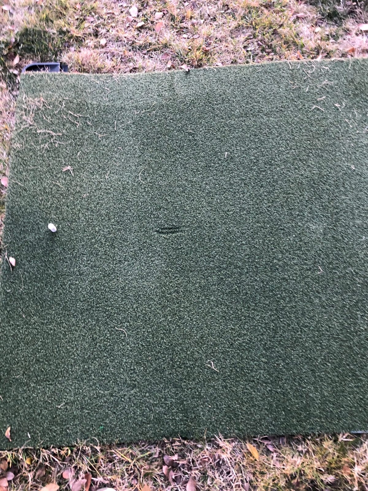 Dura-Pro Premium Turf Indoor/Outdoor Golf Mat. Bonus Tray + 3 Tees customer photo 2