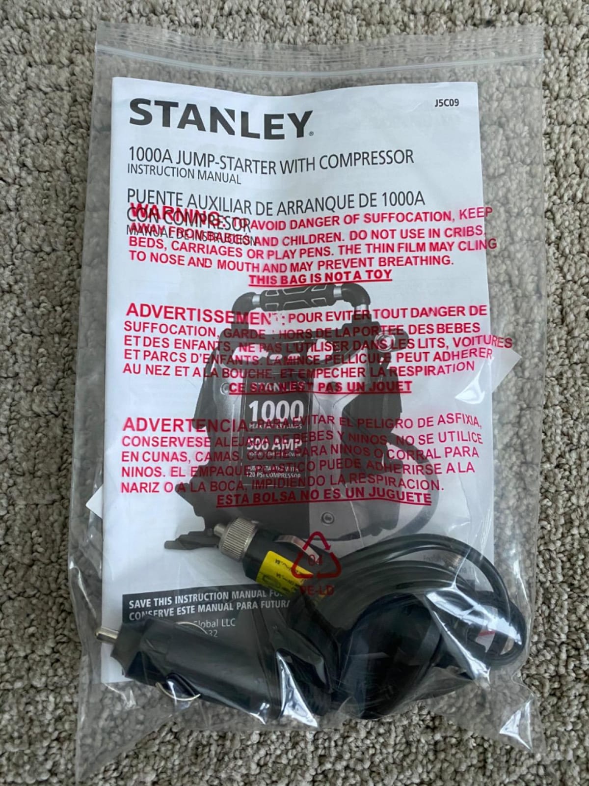STANLEY J5C09 1000 Amp Jump Starter with Compressor customer photo 2