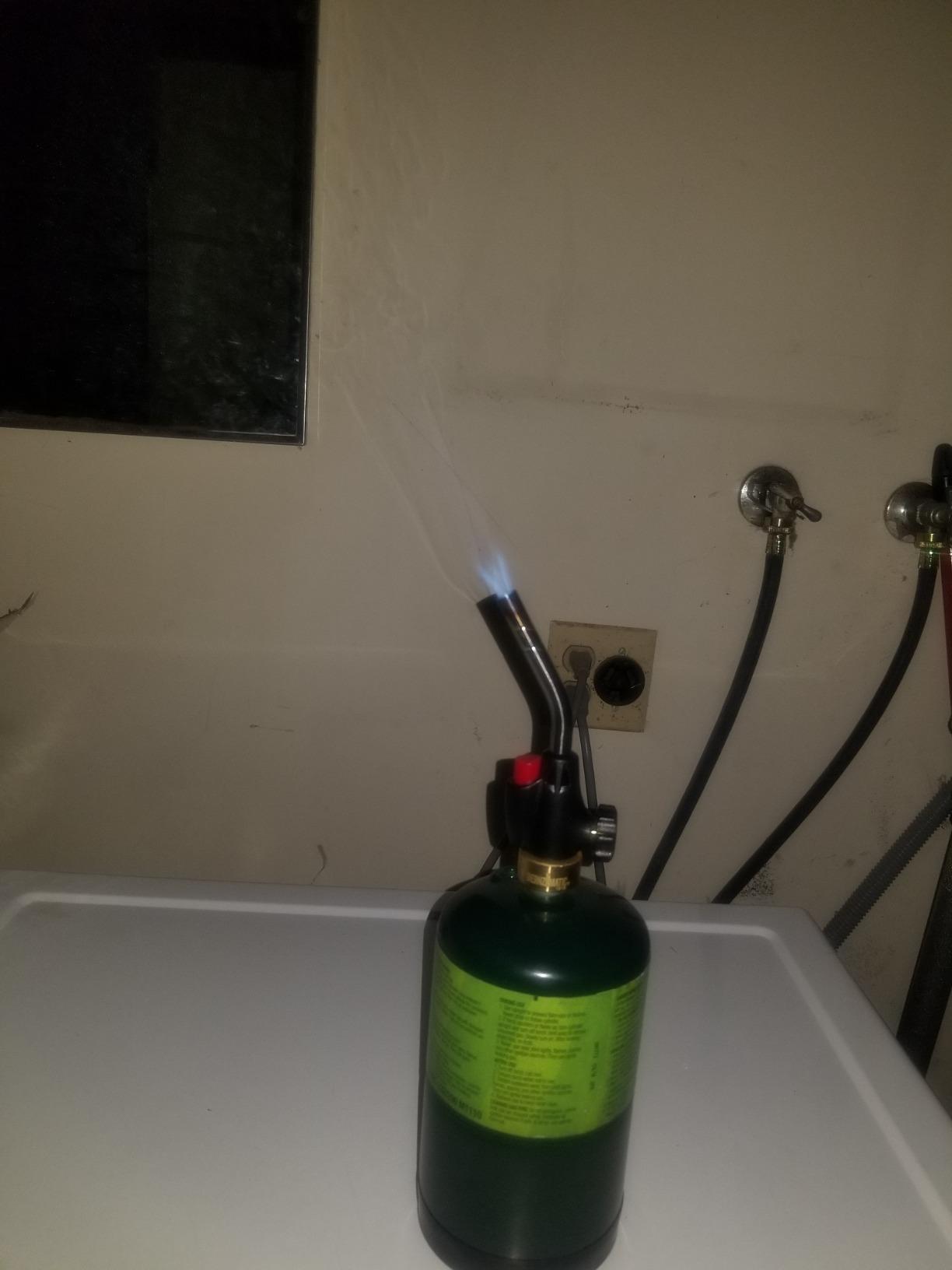 BERNZOMATIC Worthington 336737 WT2301 Trigger Start Propane Torch (2301 Torch) customer photo 2