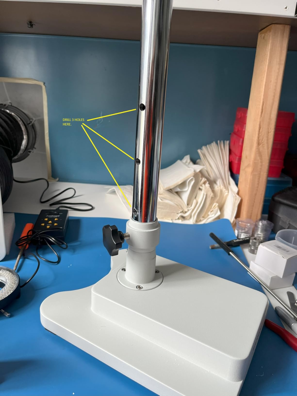 AmScope SM-4TZ-144A Professional Trinocular Stereo Zoom Microscope, WH10x Eyepieces, 3.5X-90X Magnification, Four-Zone LED Ring Light, Double-Arm Boom Stand, 110V-240V customer photo 1