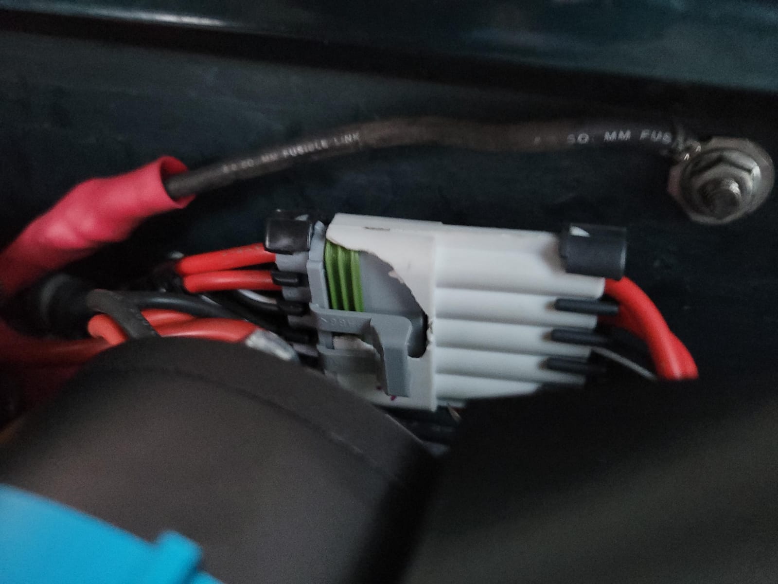ARB CKMTA12 '12V' On-Board Twin High Performance Air Compressor, Ideal for Air Lockers Locking Differentials, Tire Inflator, Air Horn, Air Tools and Pneumatic Tools. customer photo 2