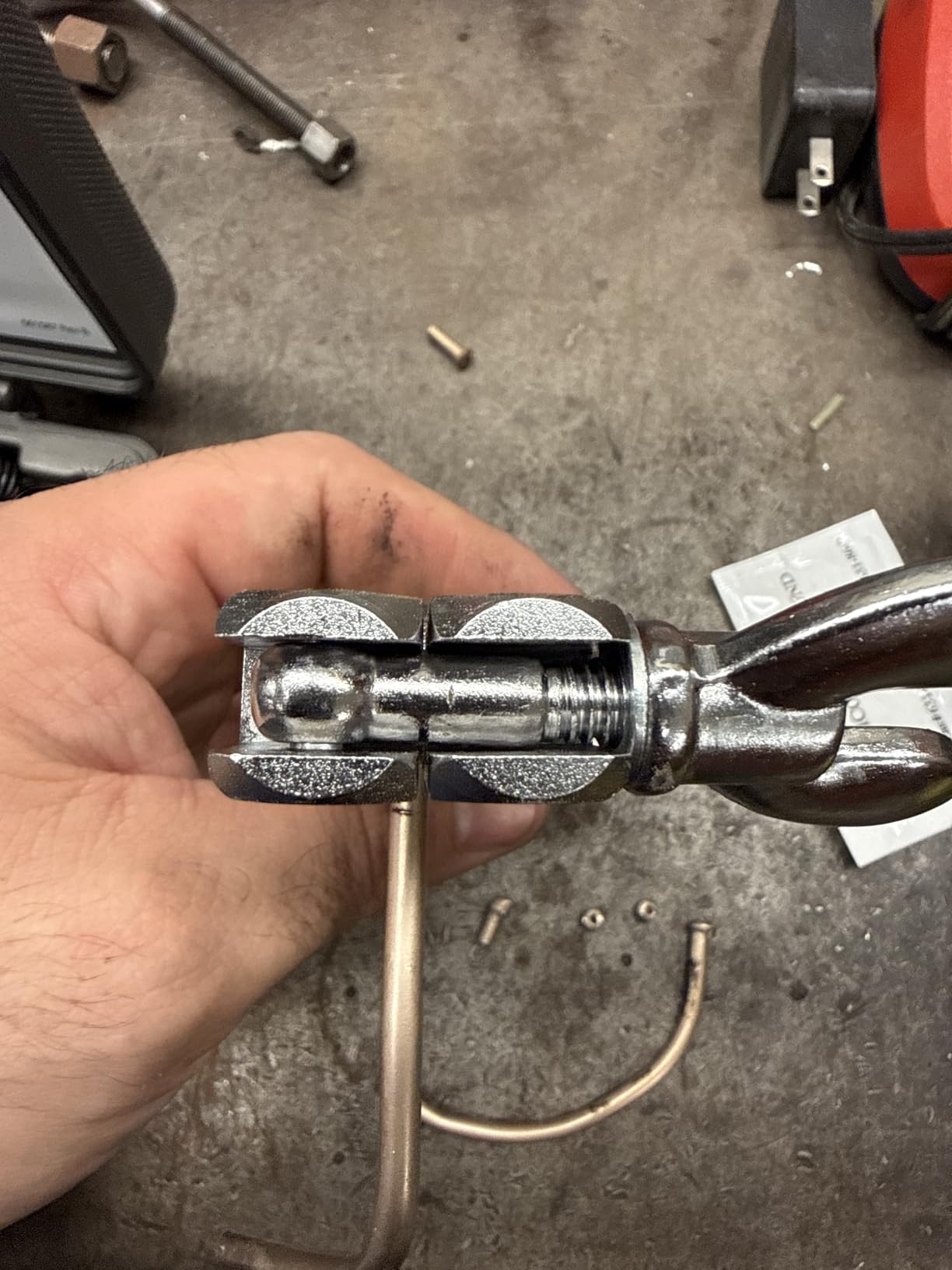 OTC 6502 Master Brake Flaring Tool Kit - SAE/Metric Single, Double, Bubble customer photo 2