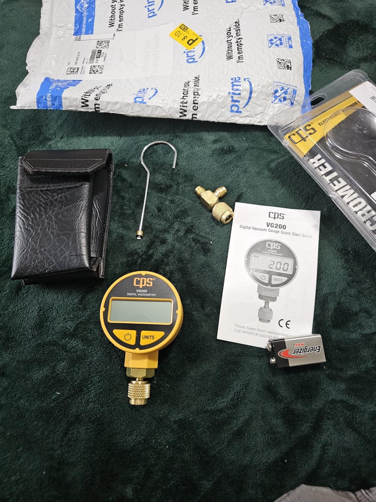 CPS VG200 Digital Vacrometer Vacuum Gauge, Measures Microns, Millibar, TORR, Inches/HG, Two Button Operation, Automatic Temperature Compensation, 5-digit LCD Display, Padded Case, T-Fitting and Hook customer photo 2