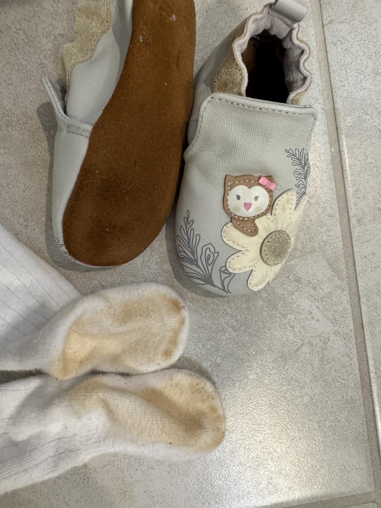 Robeez Baby Girls and Unisex Soft Soles Slip-Resistant Crib Shoes Slippers for Infant and Toddler, 0-24 Months customer photo 1