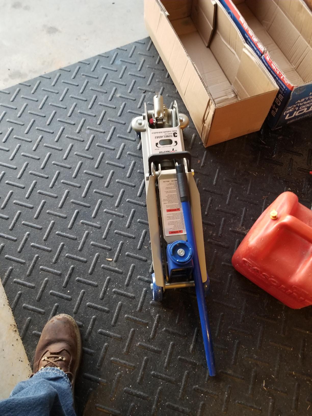 Liftmaster 3 Ton SUV High Lift Floor Trolley Jack Car 4x4 Van Pickup Ver.2 customer photo 1