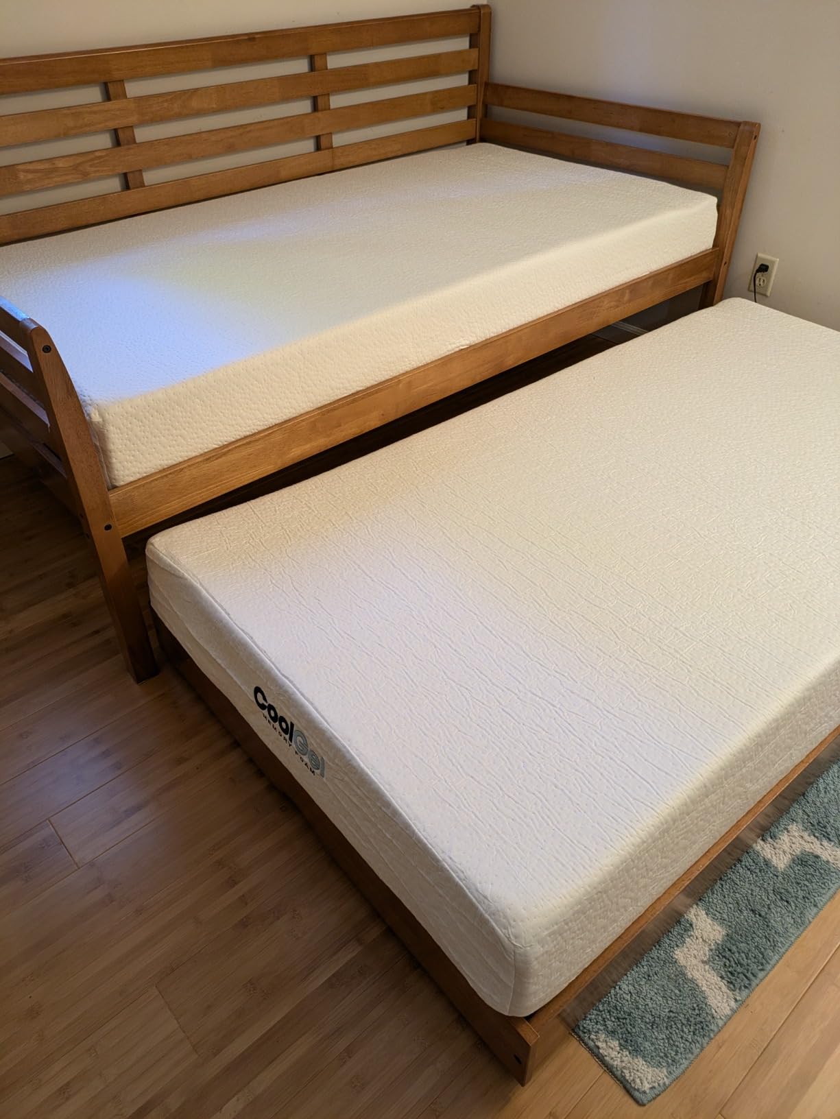 COOL GEL 8 Inch Twin XL Mattress, Cooling Gel Memory Foam Mattress in a Box, Medium Firm Support & Pressure Relief, Fiberglass Free, CertiPUR-US Certified customer photo 2