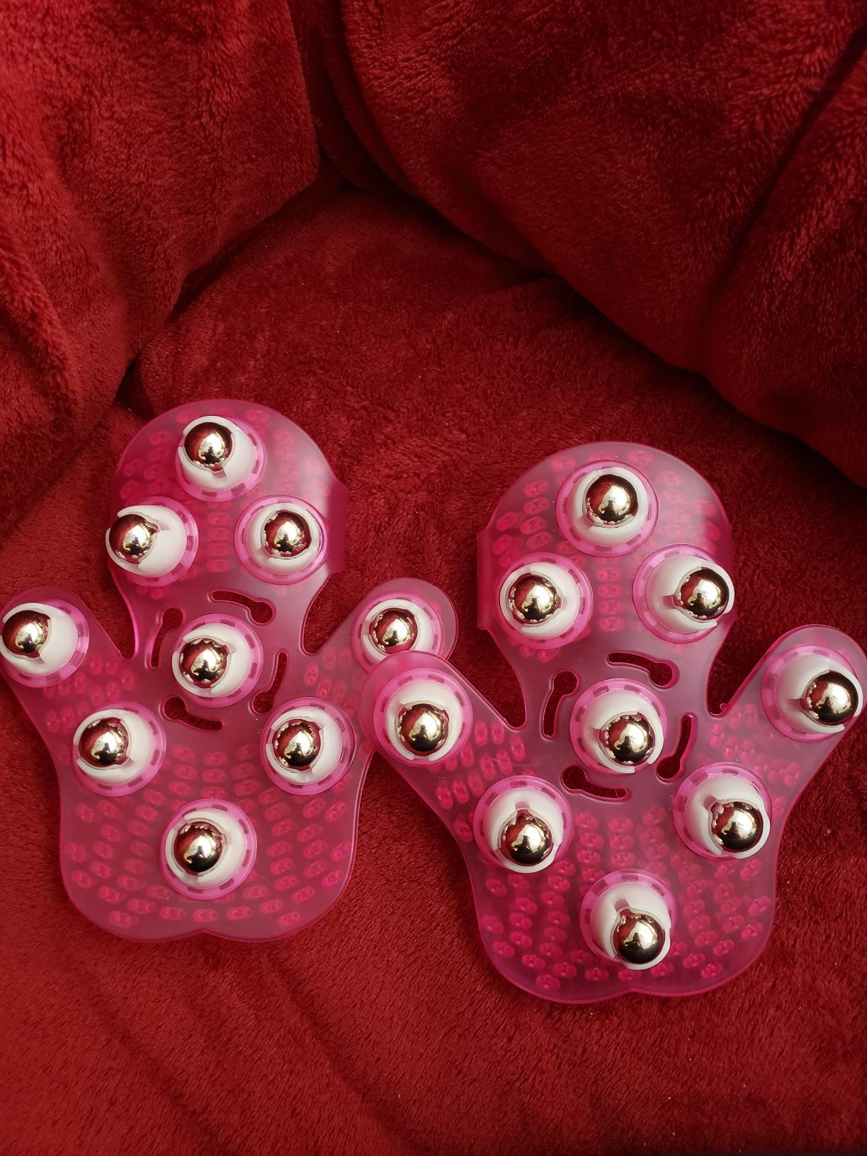 SAMYO Palm Shaped Massage Glove Body Massager with 9 360-degree-roller Metal Roller Ball Beauty Body Care (Pink) customer photo 1