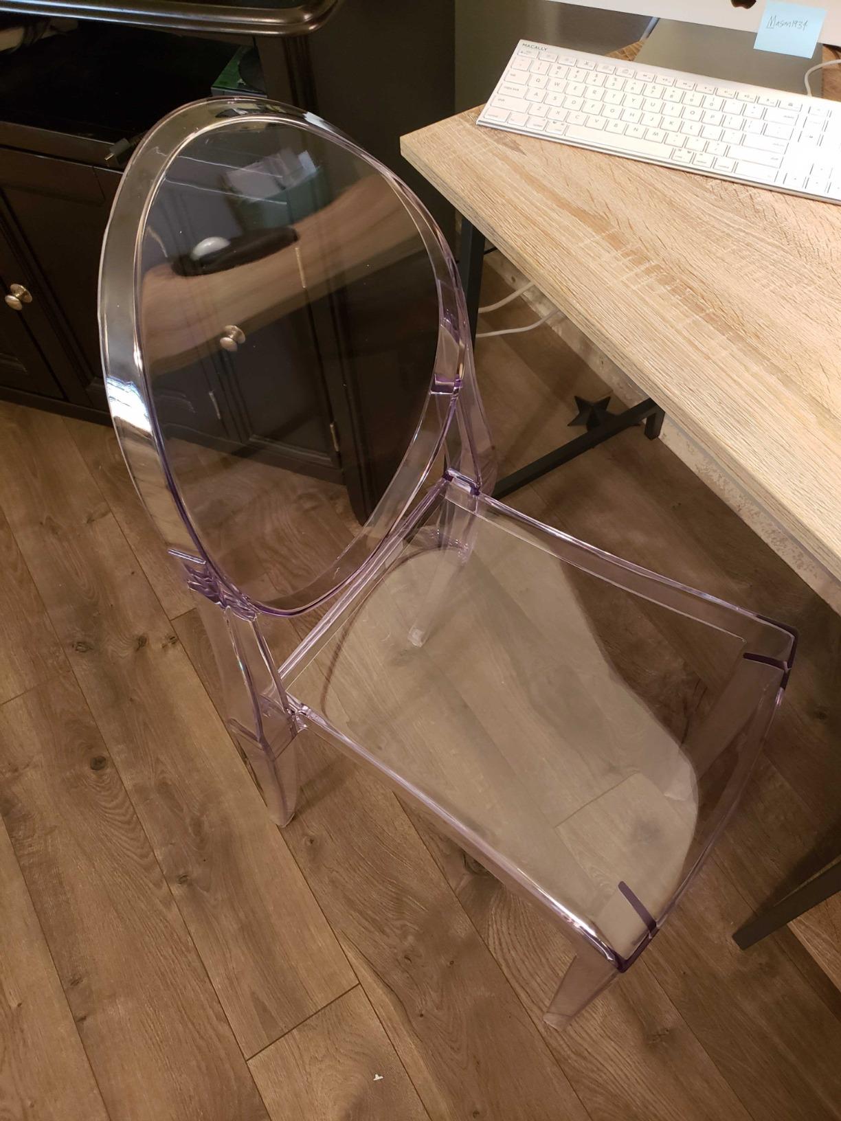 Flash Furniture Murray Indoor/Outdoor Ghost Accent and Dining Chairs, Stackable Transparent Restaurant Chairs, Set of 4, Transparent Crystal customer photo 1