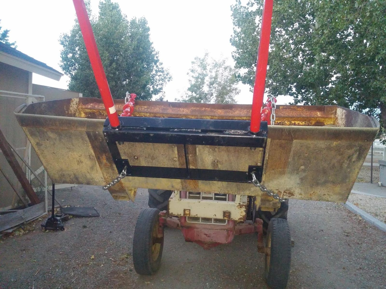 Titan Attachments Dual Prong Hay Bale Spear Attachment, Universal Loader Bucket Attachment, 3000 LB Capacity, Conus 2 Tines, Chains and Ratchet Binders Included (Hay Spear Length: 43