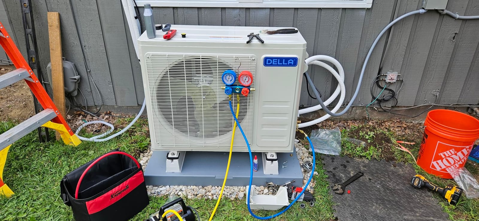 XtremepowerUS 3 CFM 1/4 HP Vacuum Pump HVAC R134a, R12, R22, R410a Kit customer photo 1