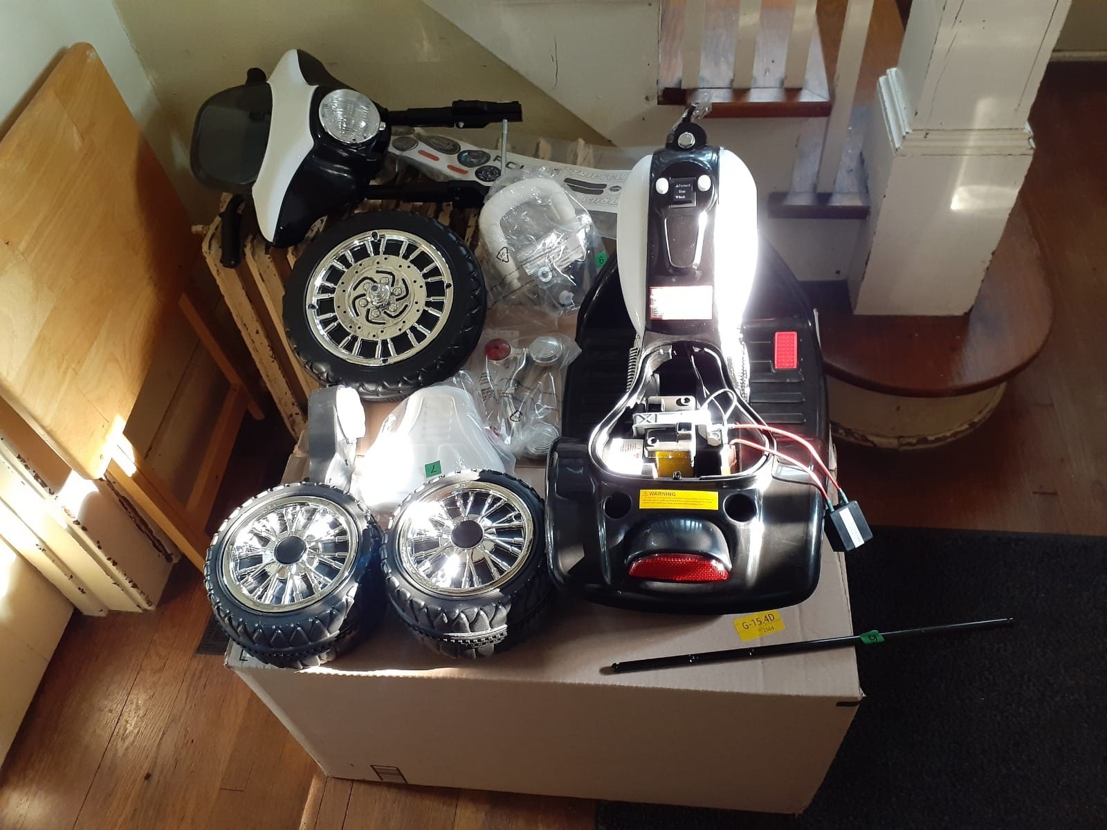 Lil' Rider Kids Motorcycle, Police 3-Wheel Ride on Toy, Black customer photo 1