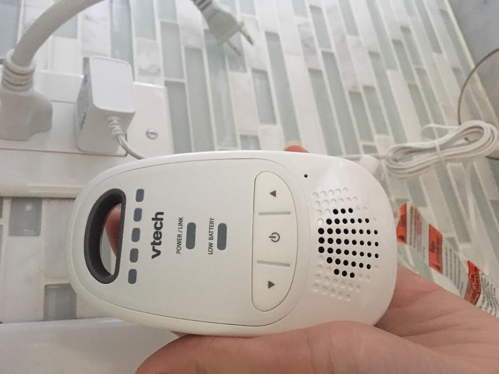 VTech Upgraded Baby Monitor with Rechargeable Battery, Long Range, Crystal-Clear Sound, and Alerts customer photo 2