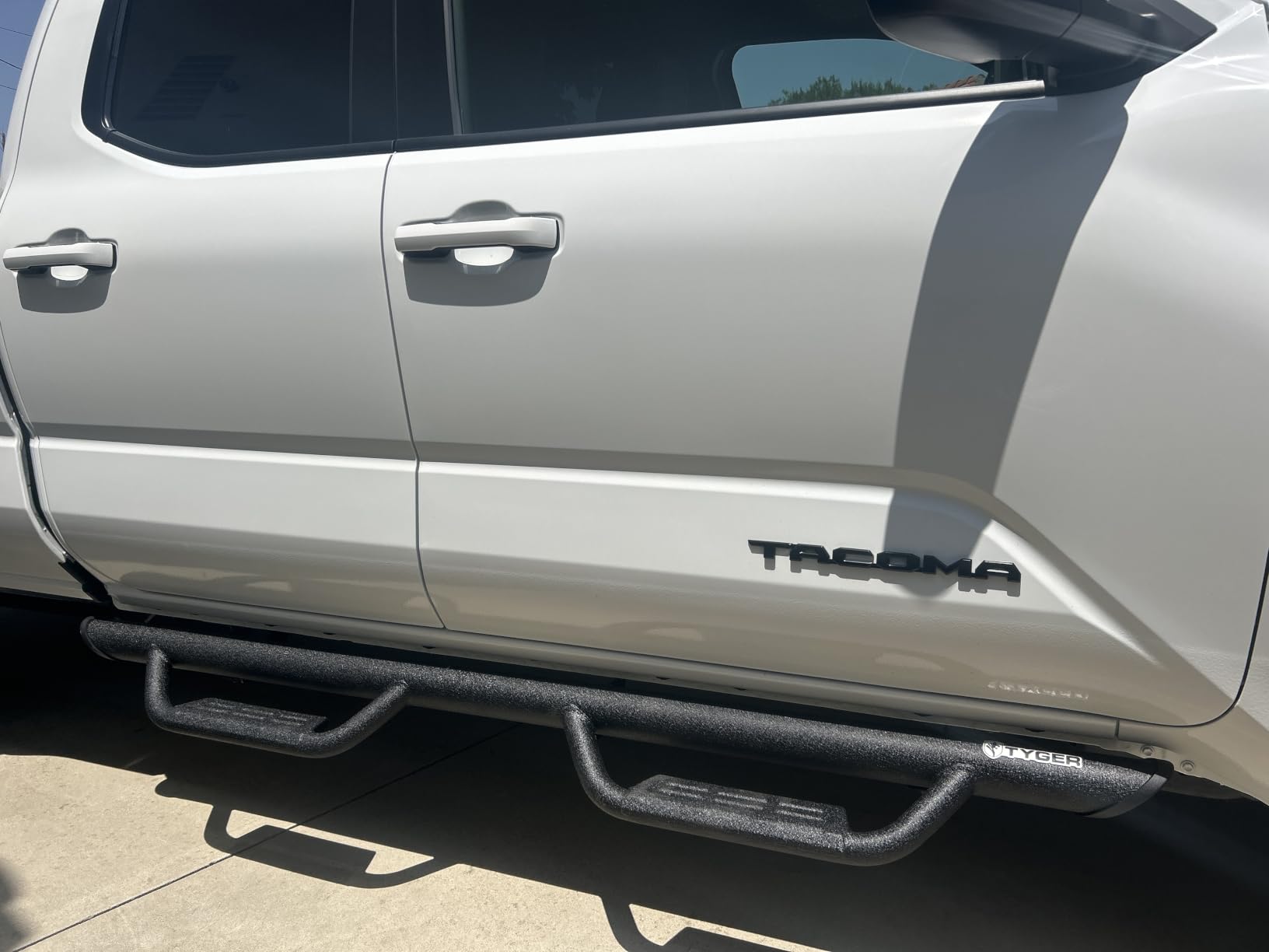 Tyger Auto Tyger Access Running Boards Compatible with 2010-2024 Toyota 4Runner (Exclude Limited; Nightshade; TRD Sport; 10-13 SR5) | TG-AS2T24034 | Textured Black Drop Step Rail customer photo 2