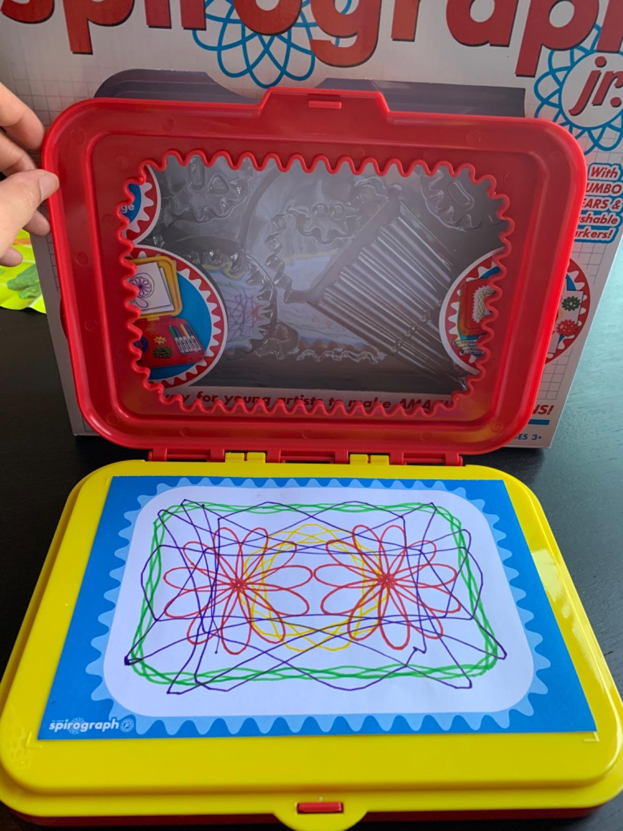 Spirograph Jr. - Jumbo Sized Gears Classic Retro Toy For Spiral Drawing Art Design Toy Kit for Smaller Hands - For Kids Ages 3 and Up customer photo 1