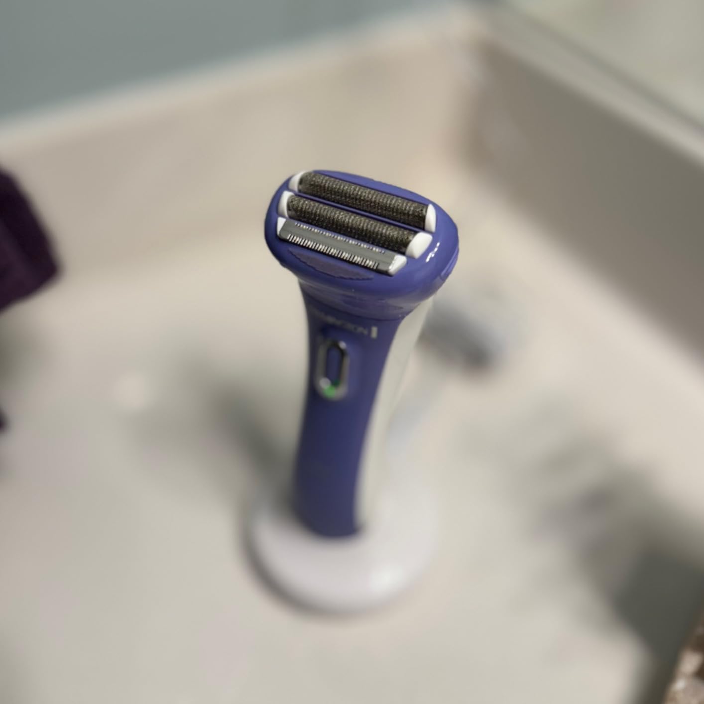 Remington Smooth & Silky Electric Shaver for Women, 4-Blade Wet & Dry Razor customer photo 2