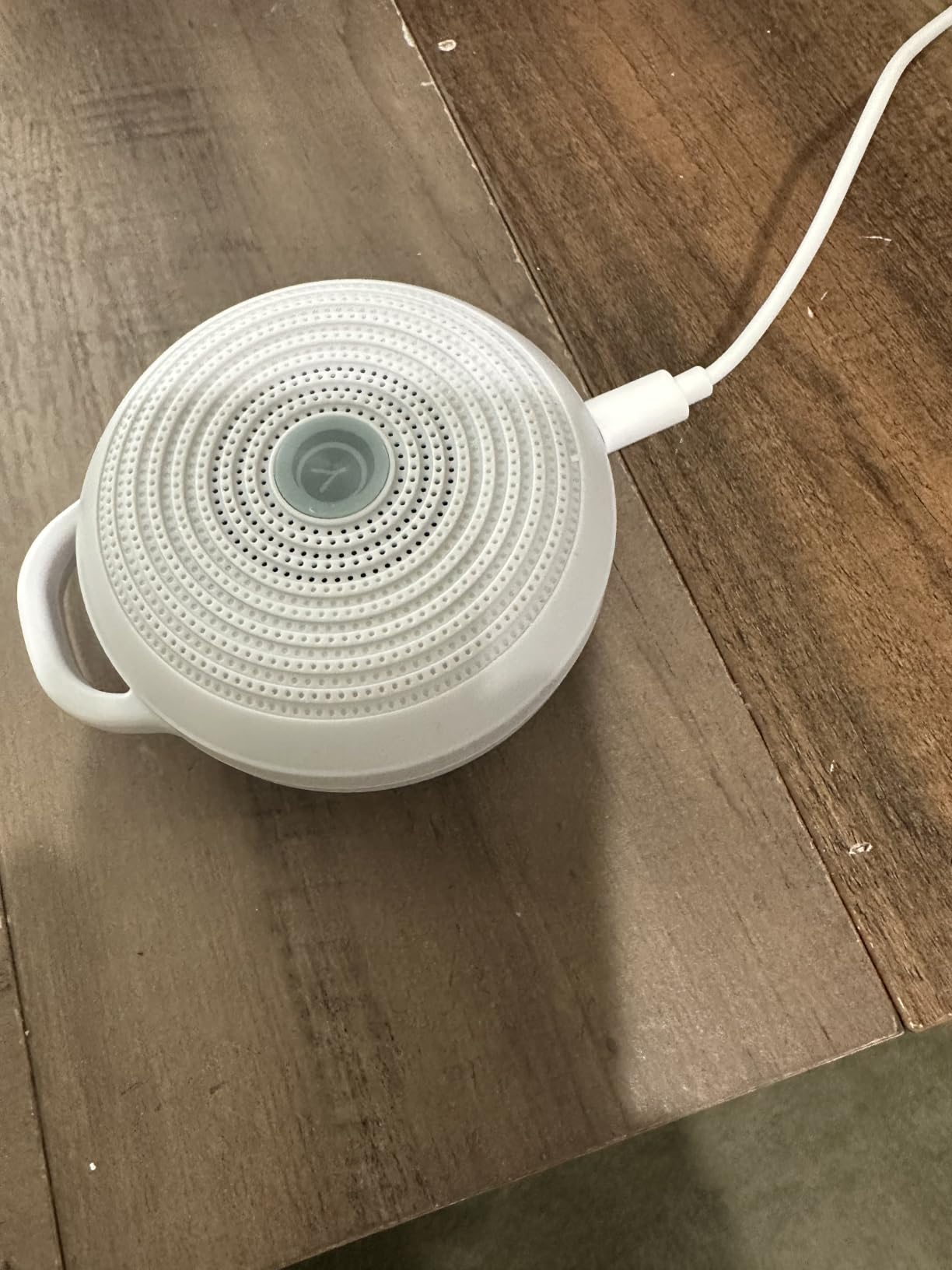 Yogasleep Rohm Portable White Noise Sound Machine, 3 Soothing Natural Sounds with Volume Control, Sleep Therapy For Adults, Kids & Baby, Noise Cancelling for Office Privacy & Meditation, Registry Gift customer photo 2