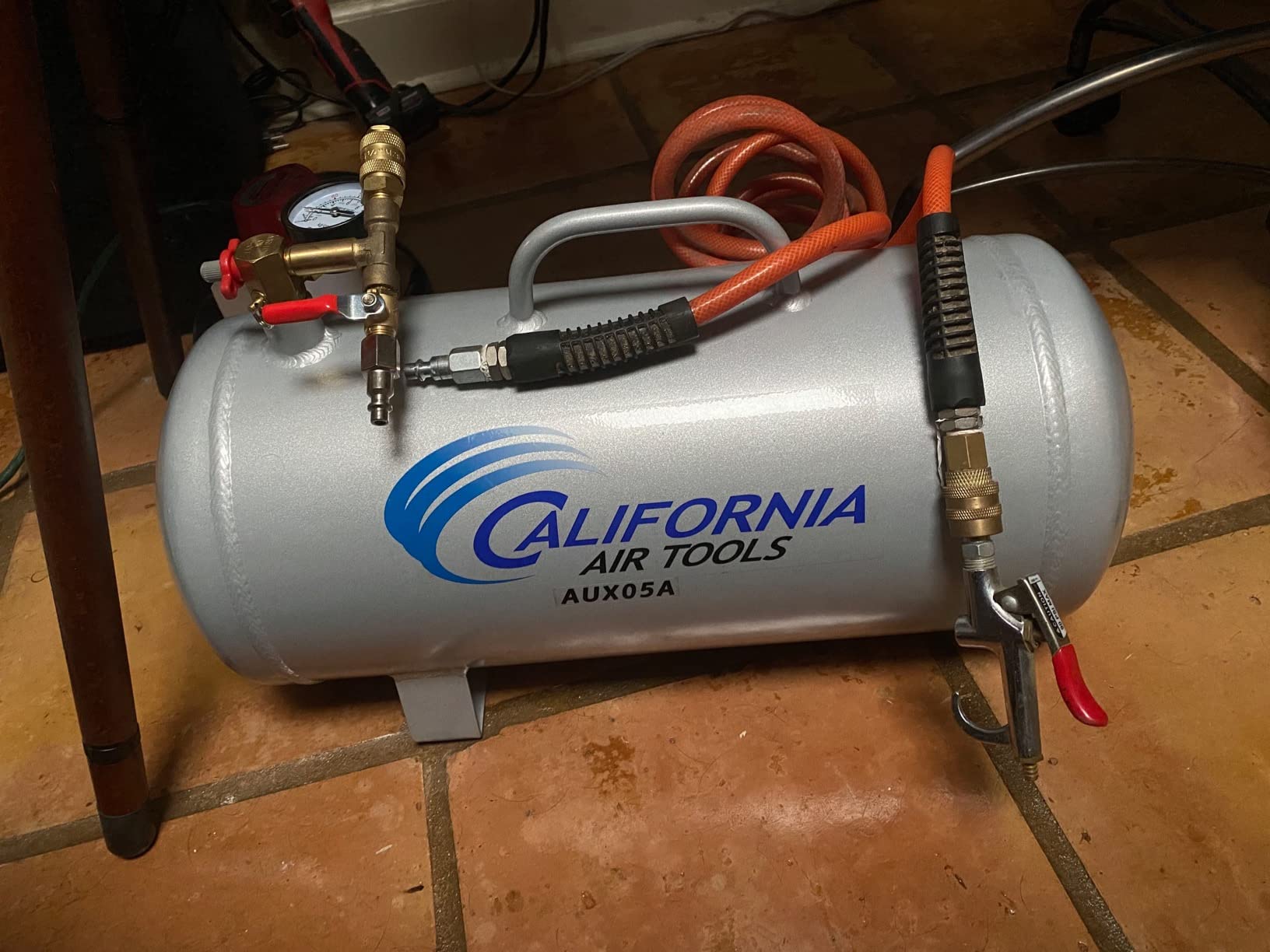 California Air Tools CAT-AUX05A Lightweight Portable Aluminum Air Tank, 5 Gallon, Silver customer photo 1