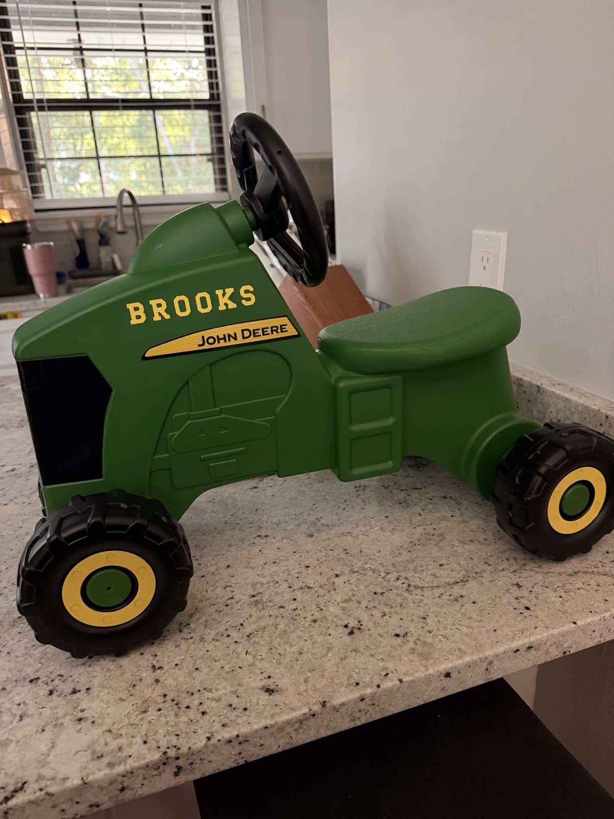 John Deere Ride On Toys Sit 'N Scoot Activity Tractor for Kids Ages 18 Months and Up, Green customer photo 2