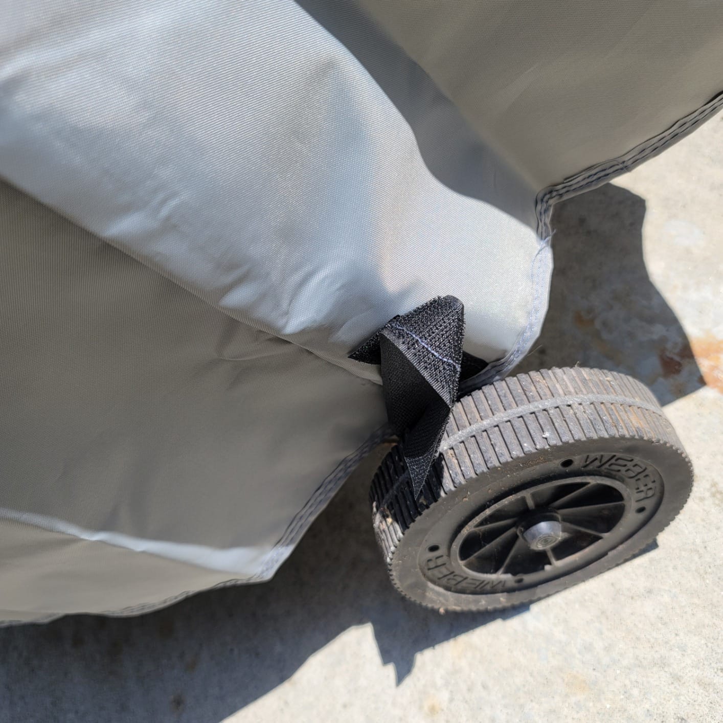 Weber® 22‑Inch Charcoal Kettle Grill Cover, Weber Charcoal Grill Accessory customer photo 2