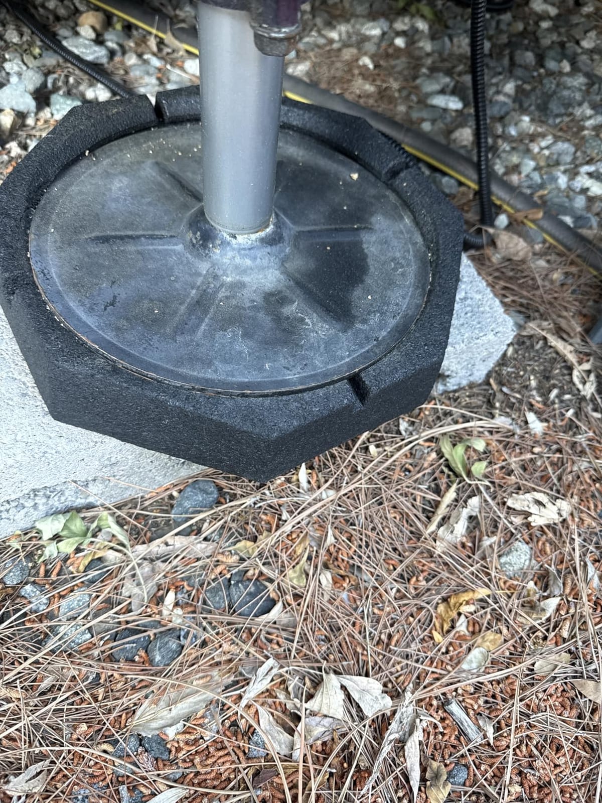 SnapPad Xtra (4-Pack) | Four-Point RV Leveling System Featuring 9” Round Jack Feet | Adds 61% Additional Surface Area for Stability, 5 lbs Per Pad & 11” Total Width | Must-Have RV Accessories customer photo 2