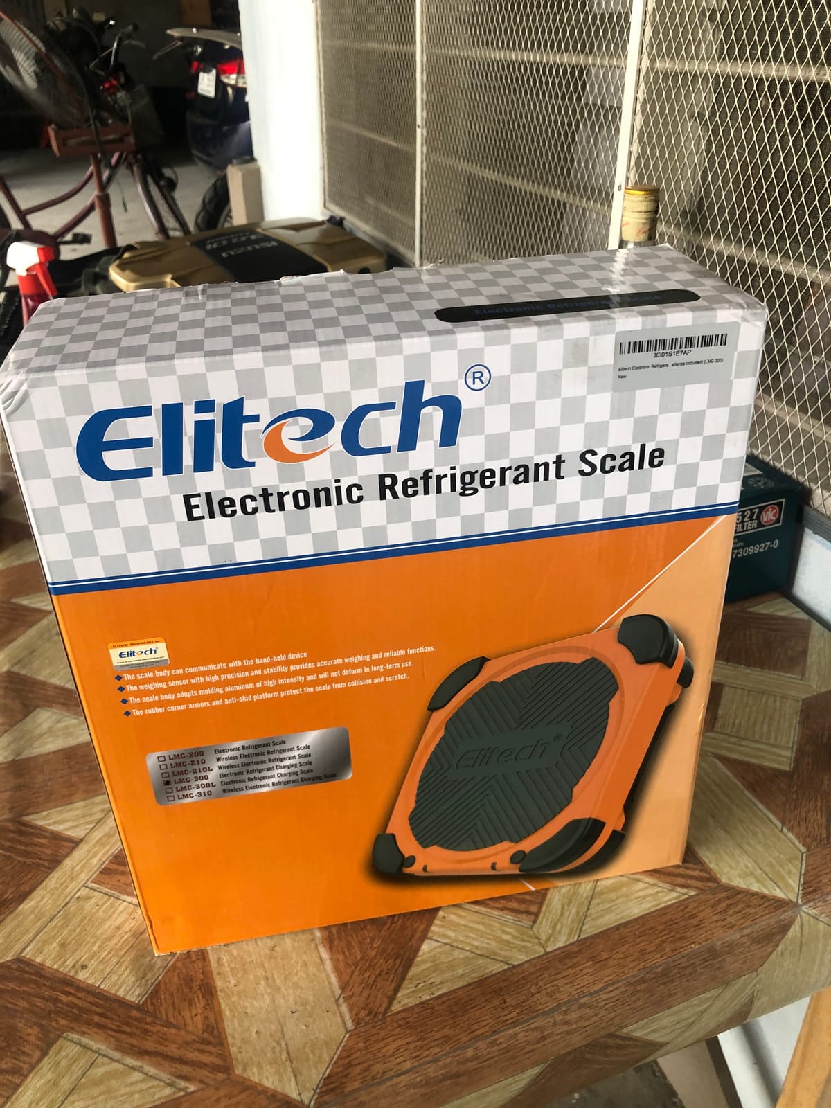 Elitech Refrigerant Scale 220 lb with Charging Valve, HVAC Scale, LMC-300 customer photo 2