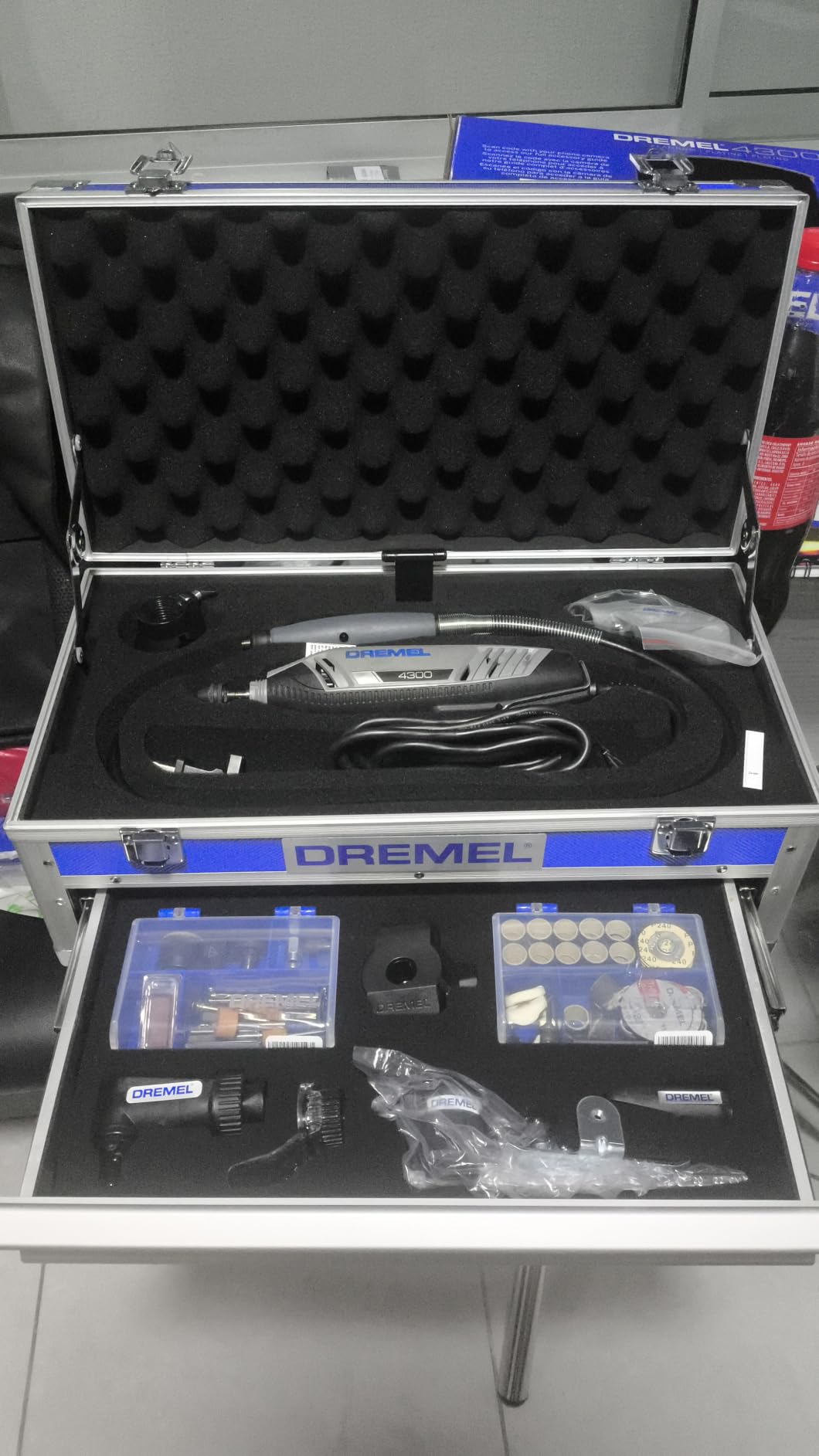Dremel 4300-5/40 Rotary Tool Kit with Pivot Light and 40 Accessories customer photo 2