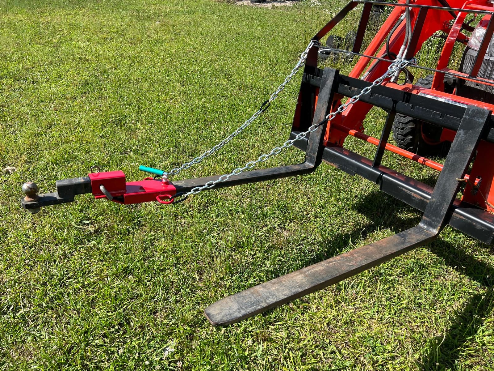 ECOTRIC Clamp On Forklift Trailer Hitch Pallet Fork Towing Hitch 3000 LBS customer photo 2