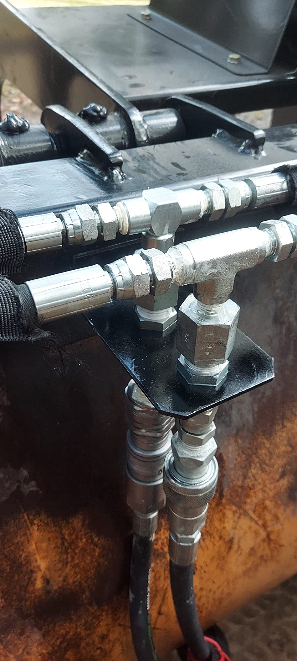Titan Attachments Bolt-on Bucket Grapple Attachment customer photo 2