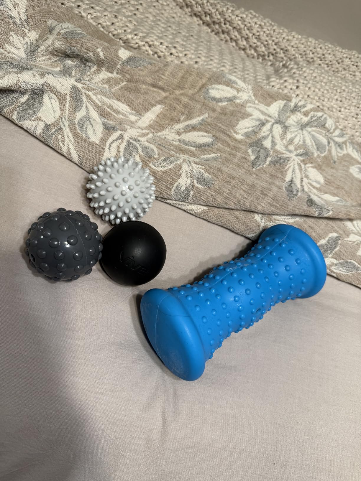 Vive Massage Ball Set (4 Piece) - Plantar Fasciitis Relief Foot Pain Hot customer photo 2