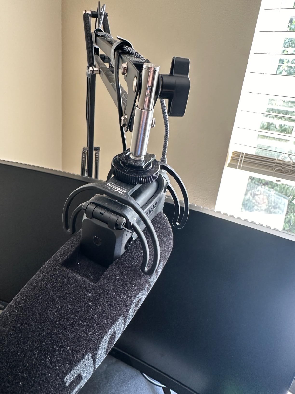 RØDE VideoMic Pro+ Premium On-Camera Shotgun Microphone with High-Pass customer photo 2