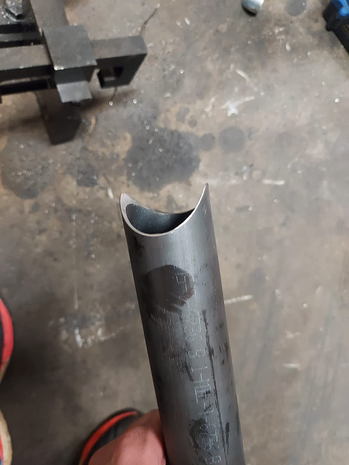 Pipe Notcher Industrial Professional Pipe and Tube Notcher Punch and Press Tool for 0-50 Degree Angle customer photo 2