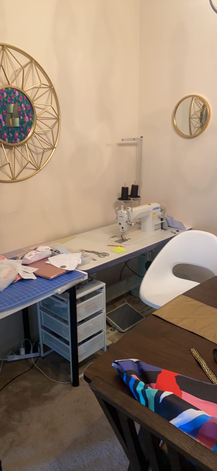 Juki DDL8700 LockStitch Industrial Sewing Machine, Table, Servo Motor, Lamp. Not Assembled customer photo 1