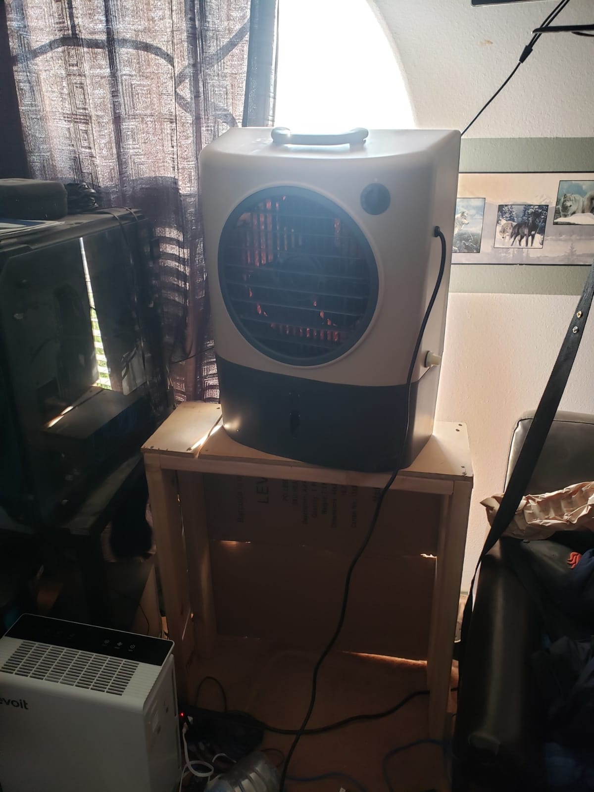 Portable Swamp Coolers - 1300 CFM MC18M Evaporative Air Cooler with 2-Speed Fan, 53.4 dB - 500 sq. ft. Coverage Evaporative Air Cooler Portable High Velocity Outdoor Cooling Fan by Hessaire - White customer photo 1