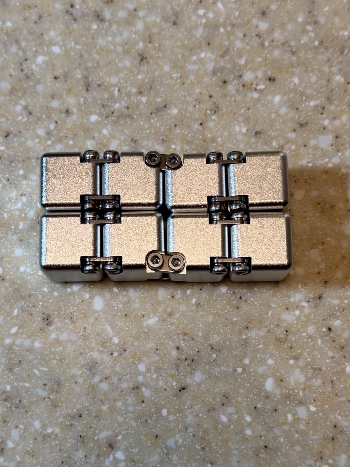 Lifidea Aluminum Alloy Metal Infinity Cube Fidget Cube (6 Colors) customer photo 2