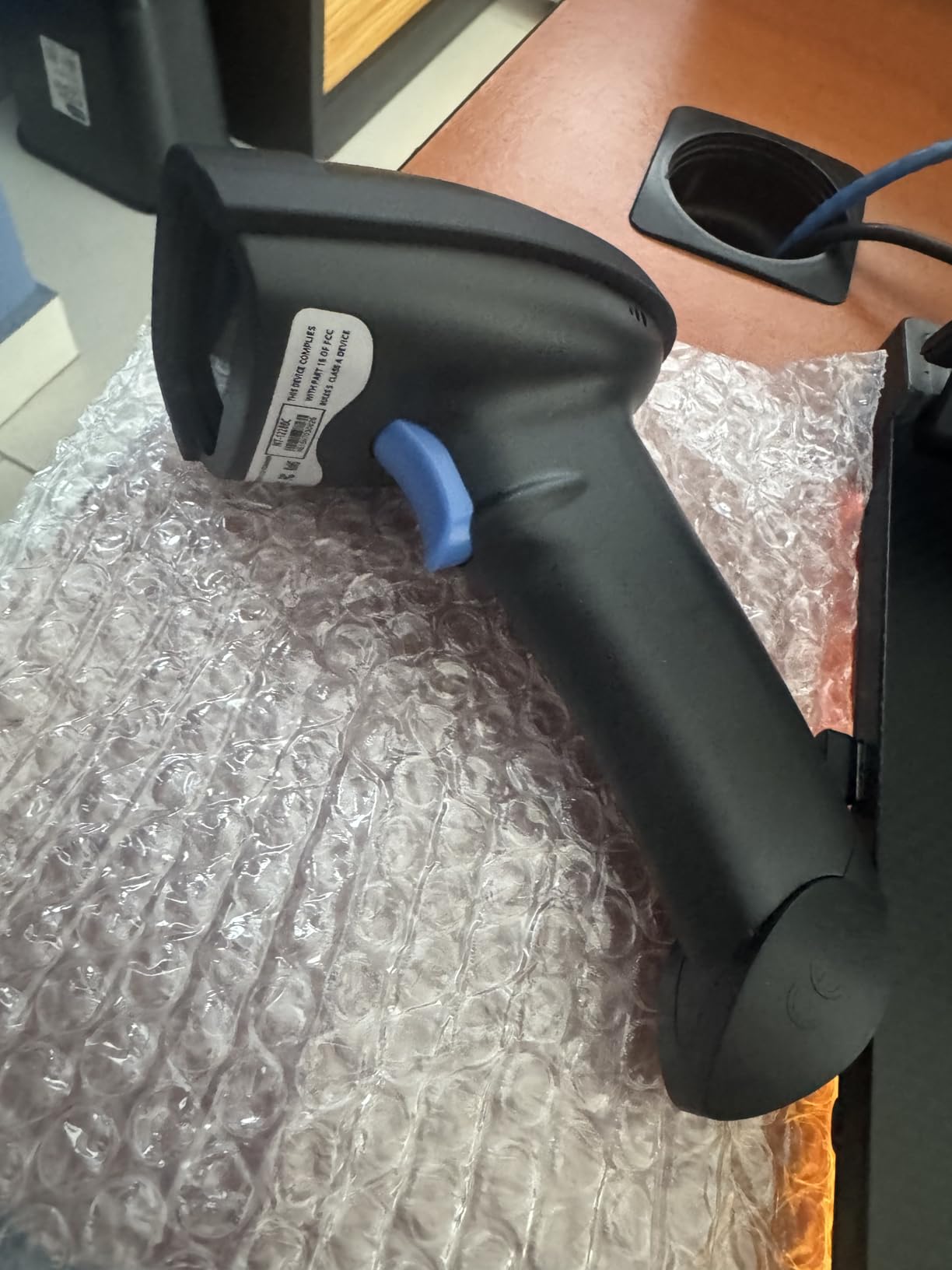 NETUM Bluetooth Barcode Scanner, Support 2.4G Wireless & Bluetooth & Wired | Connect Smart Phone, Tablet, PC, CCD Bar Code Reader Work with Windows, Mac, Android (NT-1228BC) customer photo 2