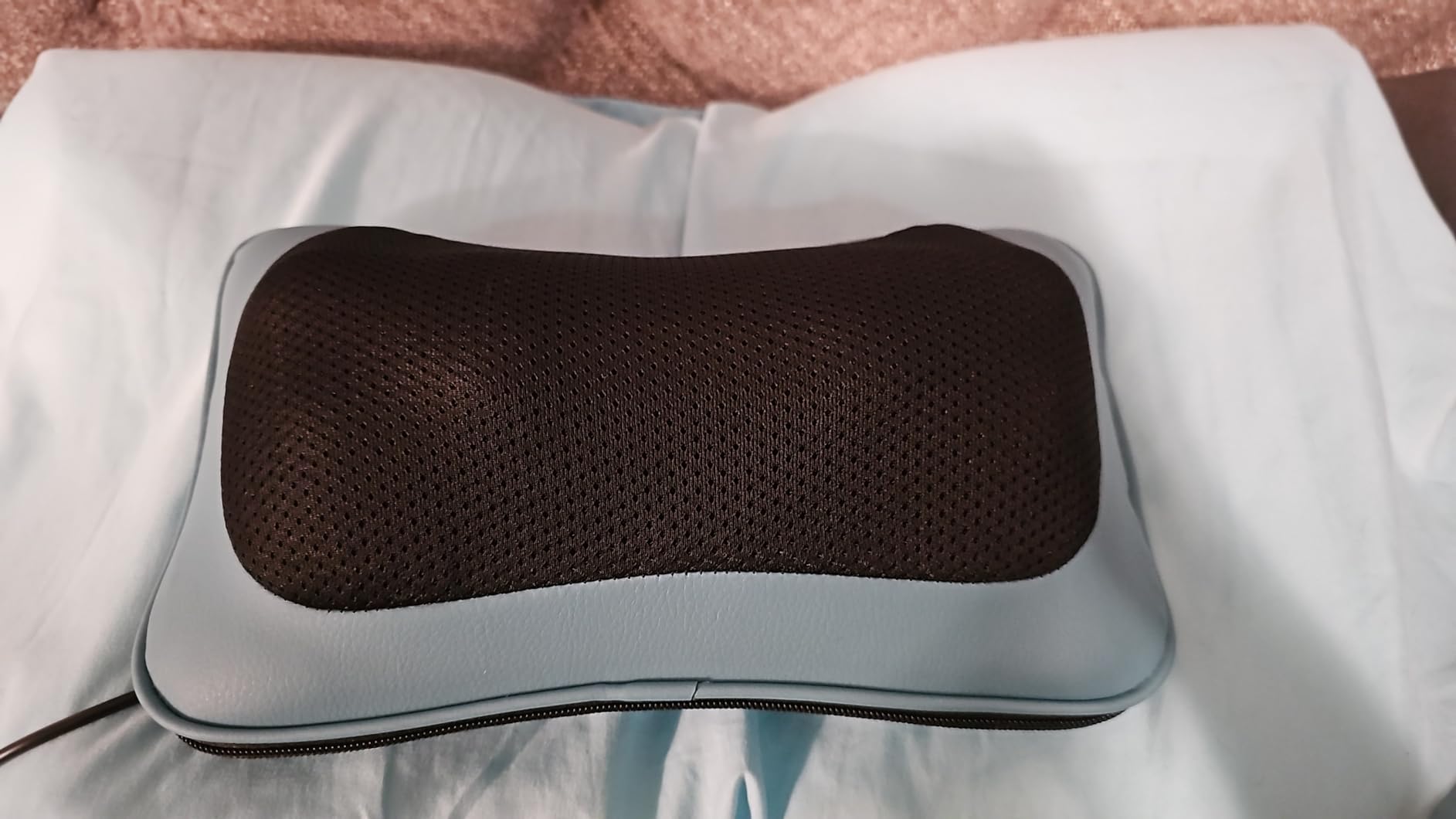 Mo Cuishle Shiatsu Back Massager with Heat – 3D Kneading Neck and Shoulder Massager for Back Pain Relief – Electric Massage Pillow for Home, Office & Car – Mother’s Day Gifts for Mom, Women, Men, Dad customer photo 1