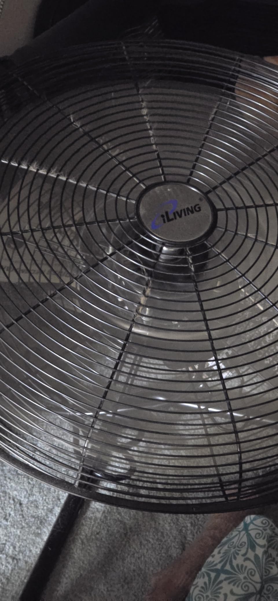 iLIVING 20 Inch Heavy Duty Floor & Wall Mount Fan - 5750 CFM High Velocity, 120-Watt, 3-Speed, Industrial Cooling for Garage, Workshop, Office, Home - UL Listed, Black customer photo 1
