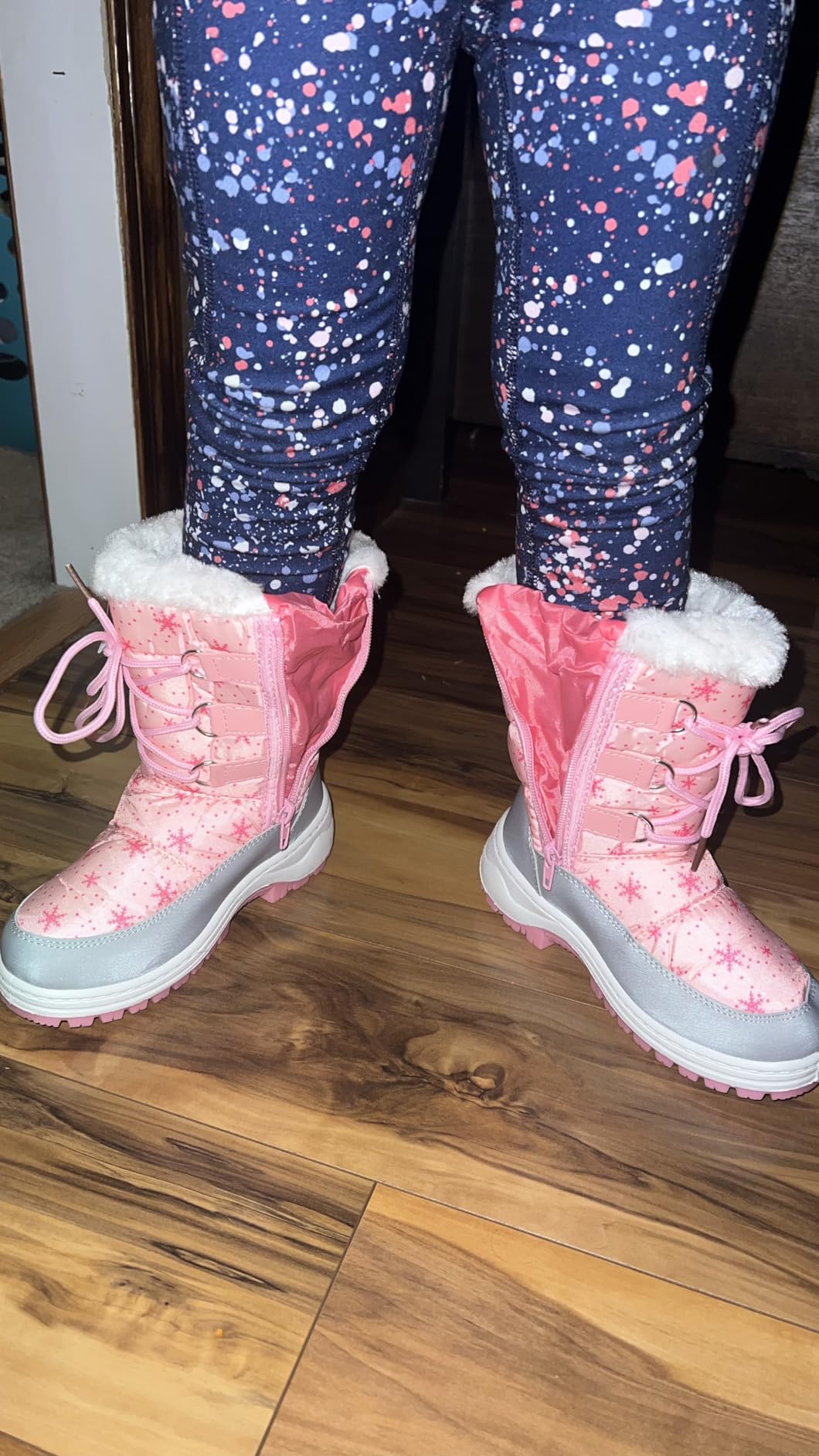 Apakowa Kids Girls Insulated Fur Winter Warm Snow Boots Toddler/Little Kid customer photo 2