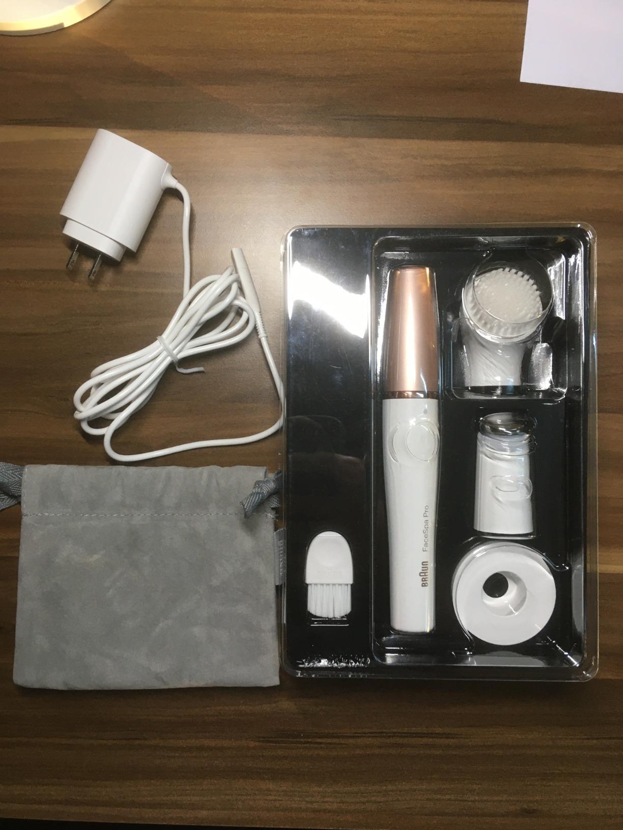 Braun Face Epilator Facespa Pro 911, Facial Hair Removal for Women, Hair Removal Device, 3-in-1 Epilating, Cleansing Brush and Skin Toning with 3 Extras customer photo 1