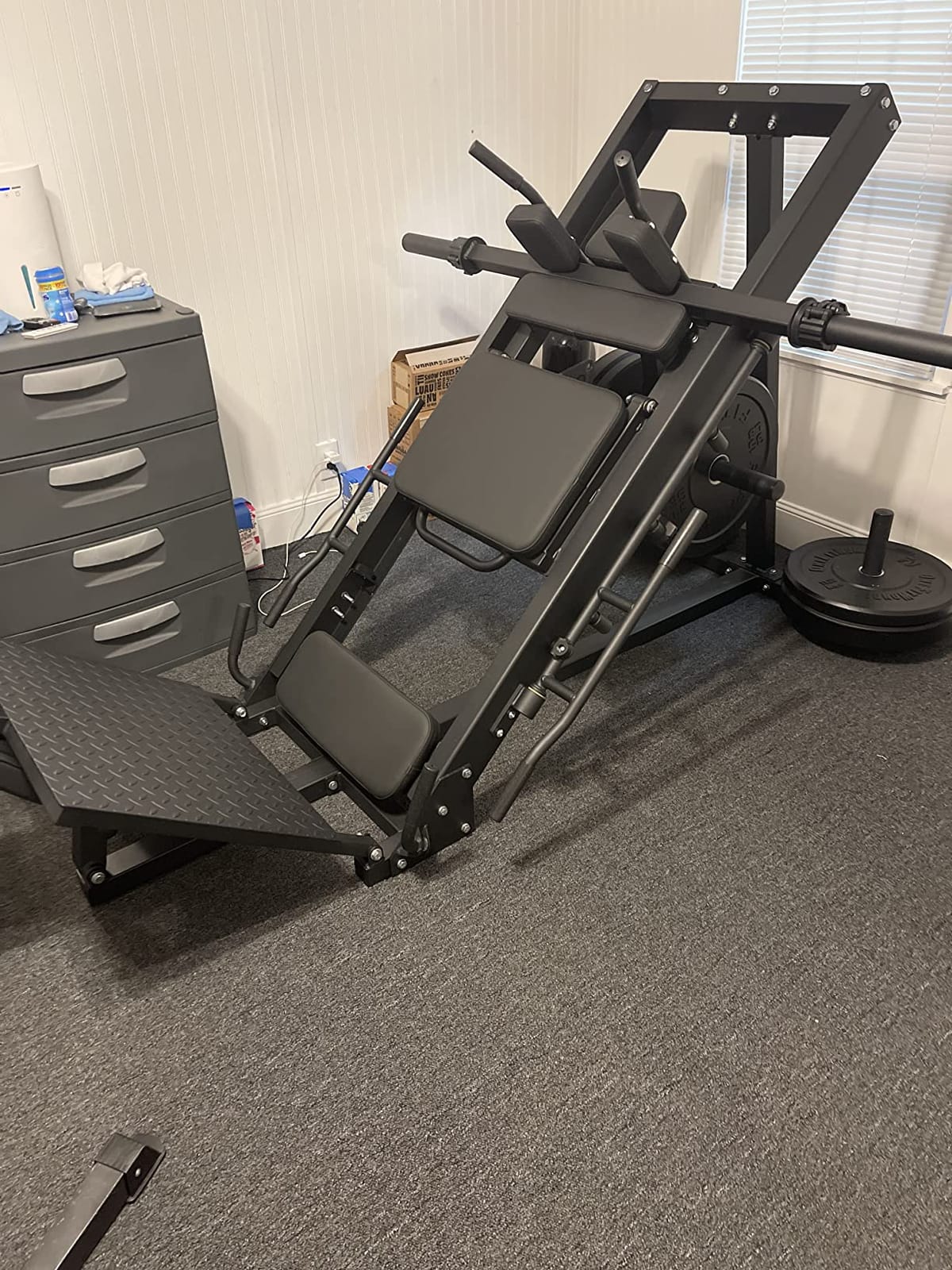 Fitness Plate-Loaded Leg Press Hack Squat Machine Combo, Rated 1000 LB, Three Lockout Positions, Thick HeftyGrip Padding, Quick Adjustments, Lower Body Specialty Machine customer photo 1